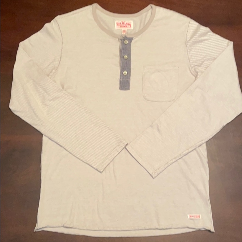 True Religion Cotton Henley. Size Medium. EUC - Picture 2 of 11